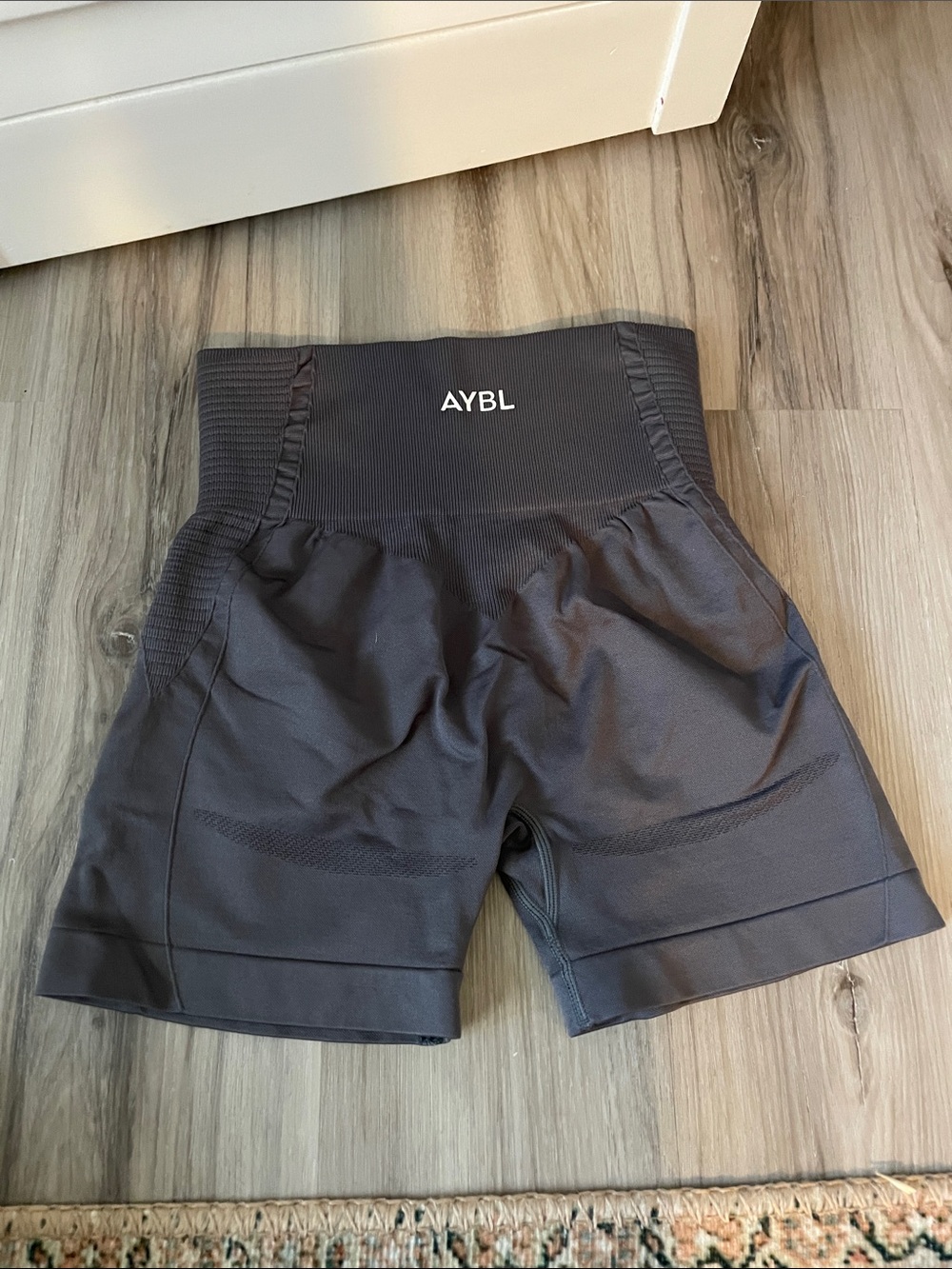 AYBL High-Waist Athletic Shorts in grey - Picture 4 of 4